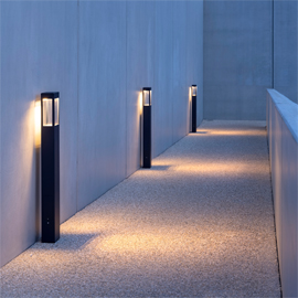 TETRA MODEL 4 BOLLARD LIGHT